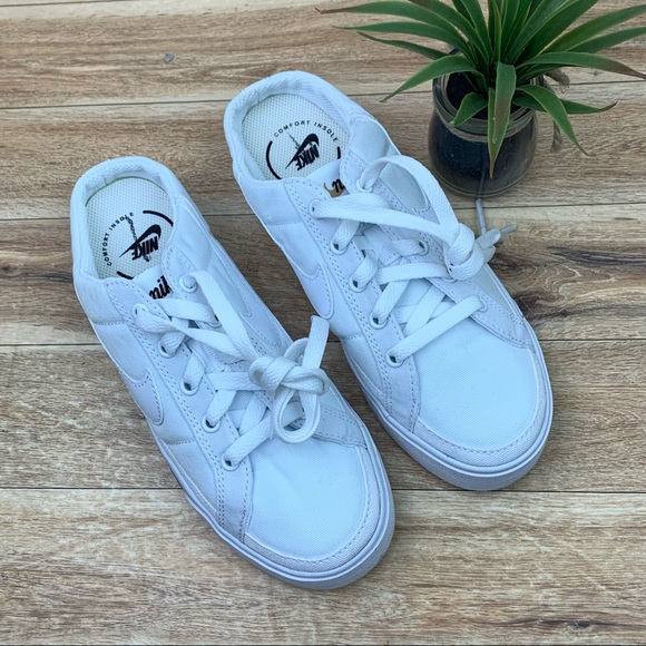 Nike Court Legacy Mule sz 6